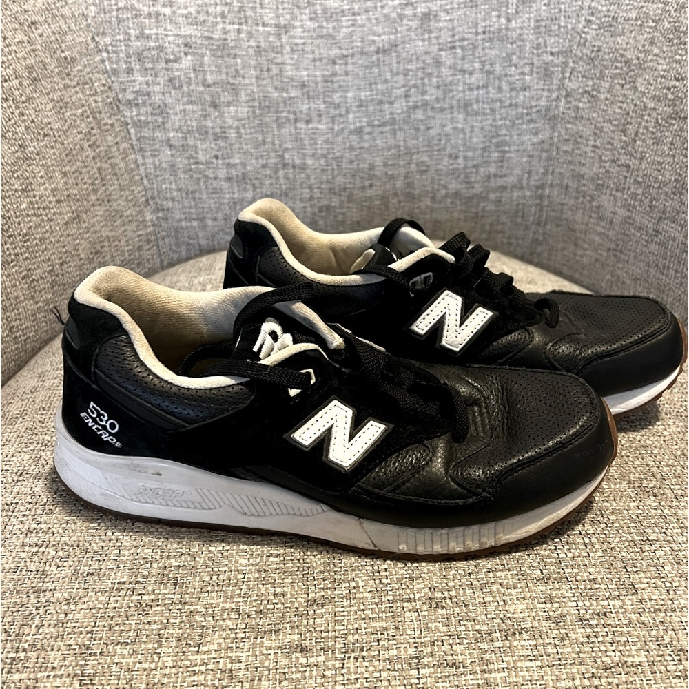 New Balance NB530 Encap Men’s sneakers Size 8 Black with White trim Pre-owned